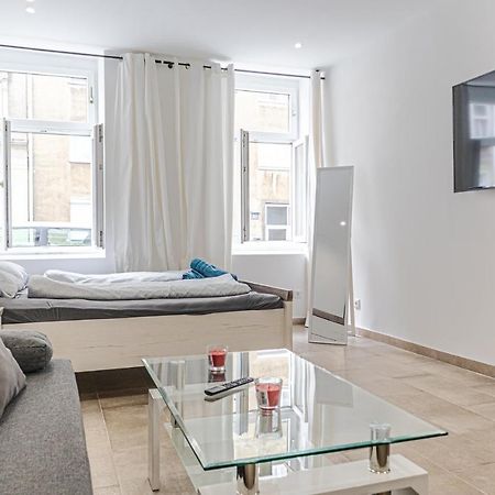 9 Min From City Center - Lovely Studio Near U1 Reumannplatz Wien Eksteriør billede