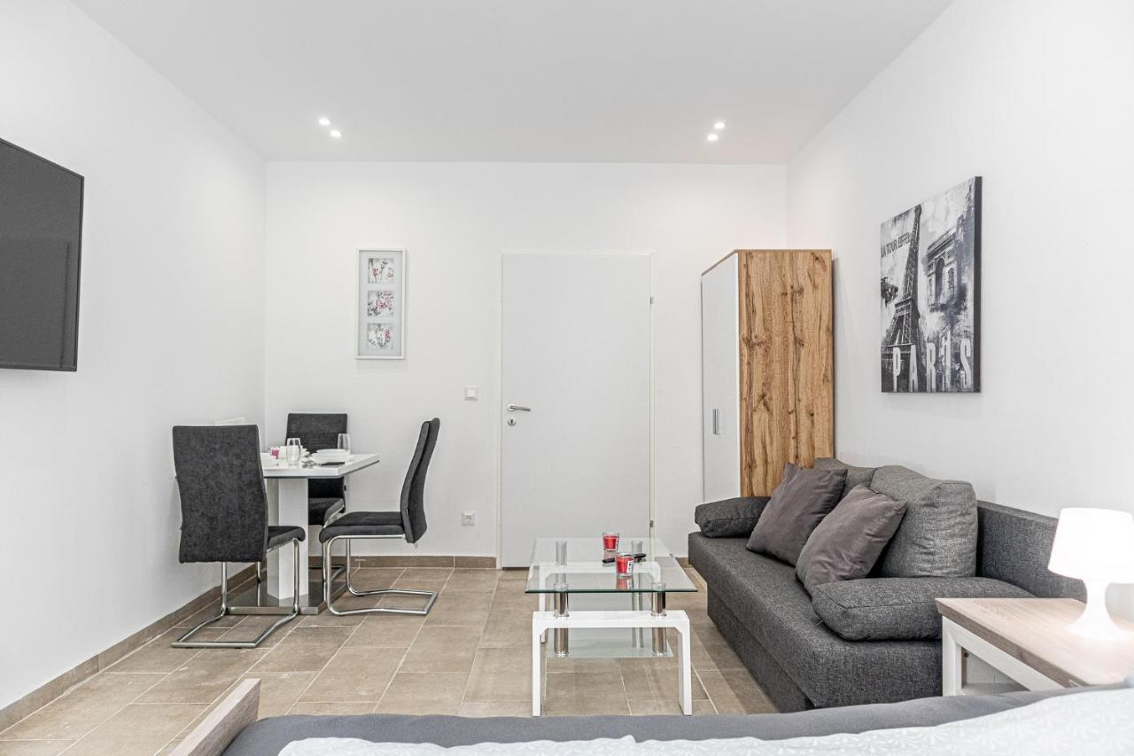 9 Min From City Center - Lovely Studio Near U1 Reumannplatz Wien Eksteriør billede