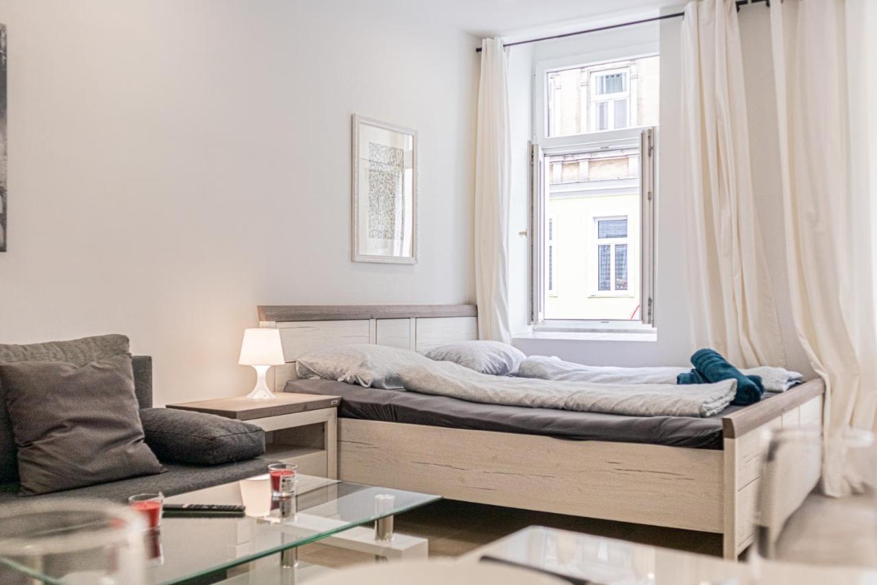 9 Min From City Center - Lovely Studio Near U1 Reumannplatz Wien Eksteriør billede
