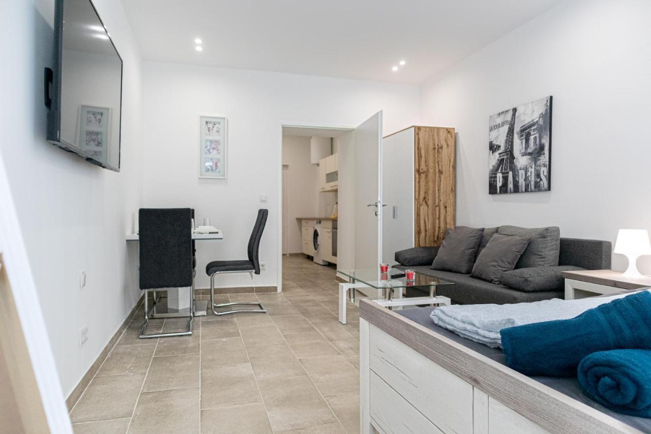 9 Min From City Center - Lovely Studio Near U1 Reumannplatz Wien Eksteriør billede